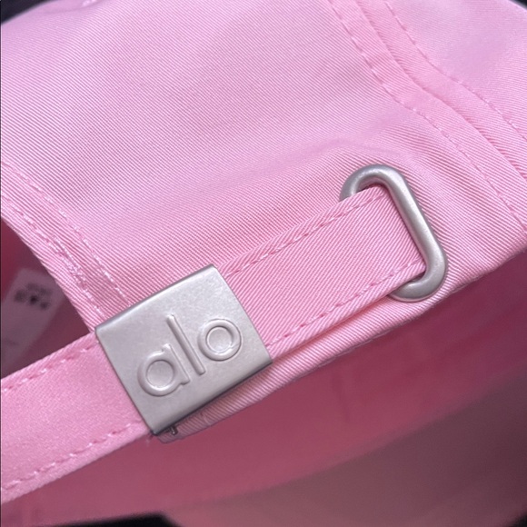 NWT Alo Yoga "Off-Duty" Cap Unisex - Picture 5 of 5